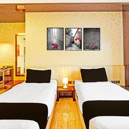 Super Townhouse Indiranagar Otel Bangalore Dış mekan fotoğraf