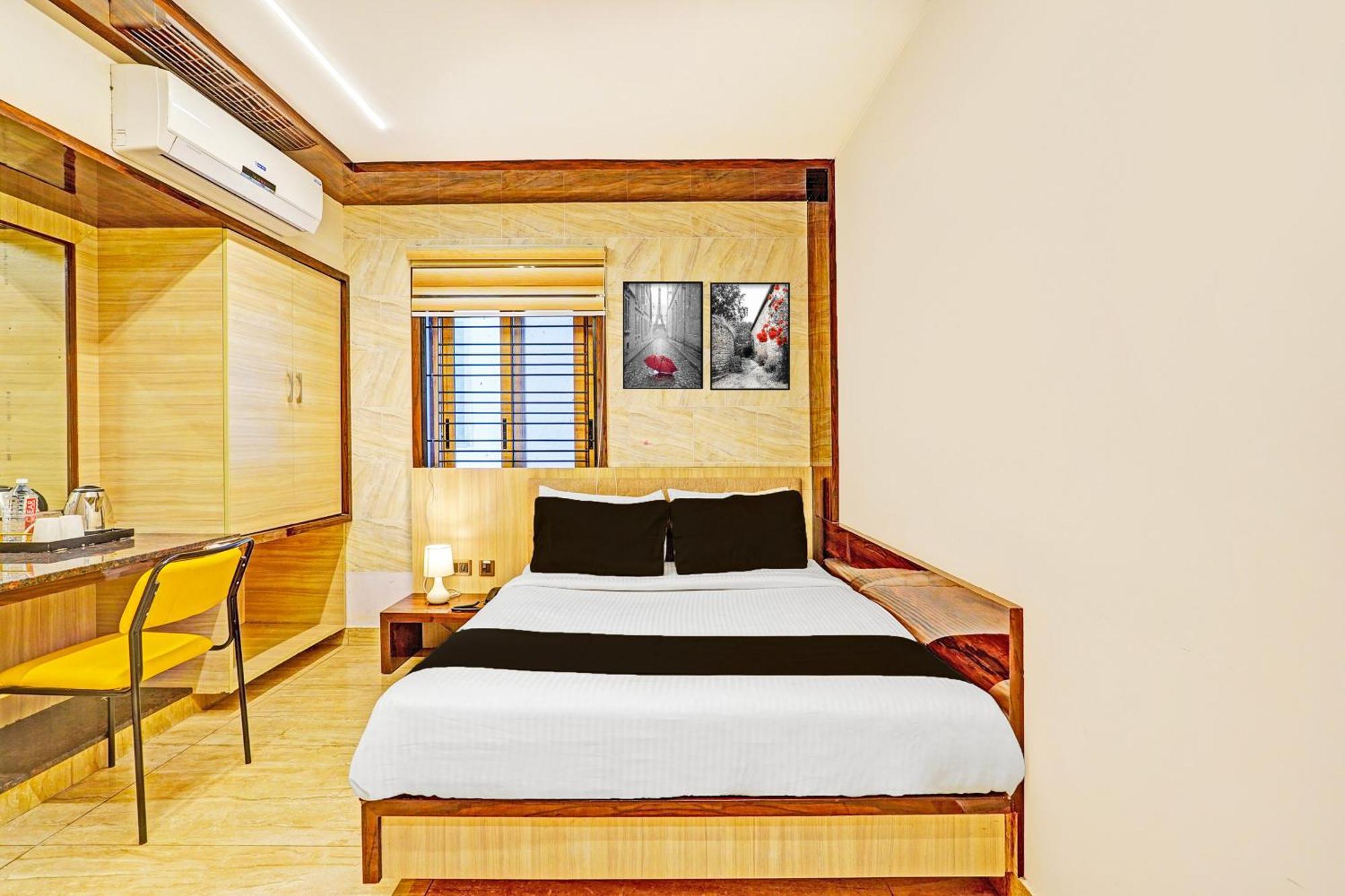 Super Townhouse Indiranagar Otel Bangalore Dış mekan fotoğraf