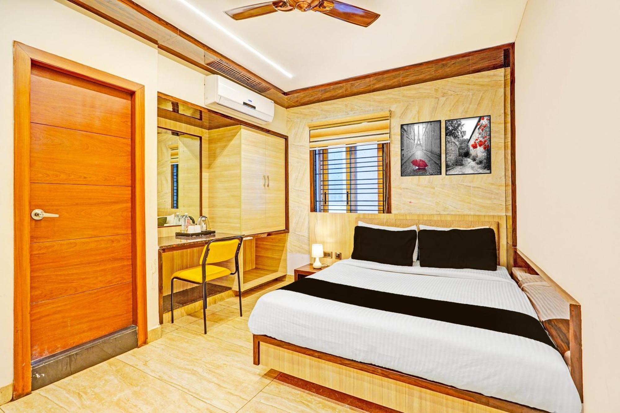 Super Townhouse Indiranagar Otel Bangalore Dış mekan fotoğraf