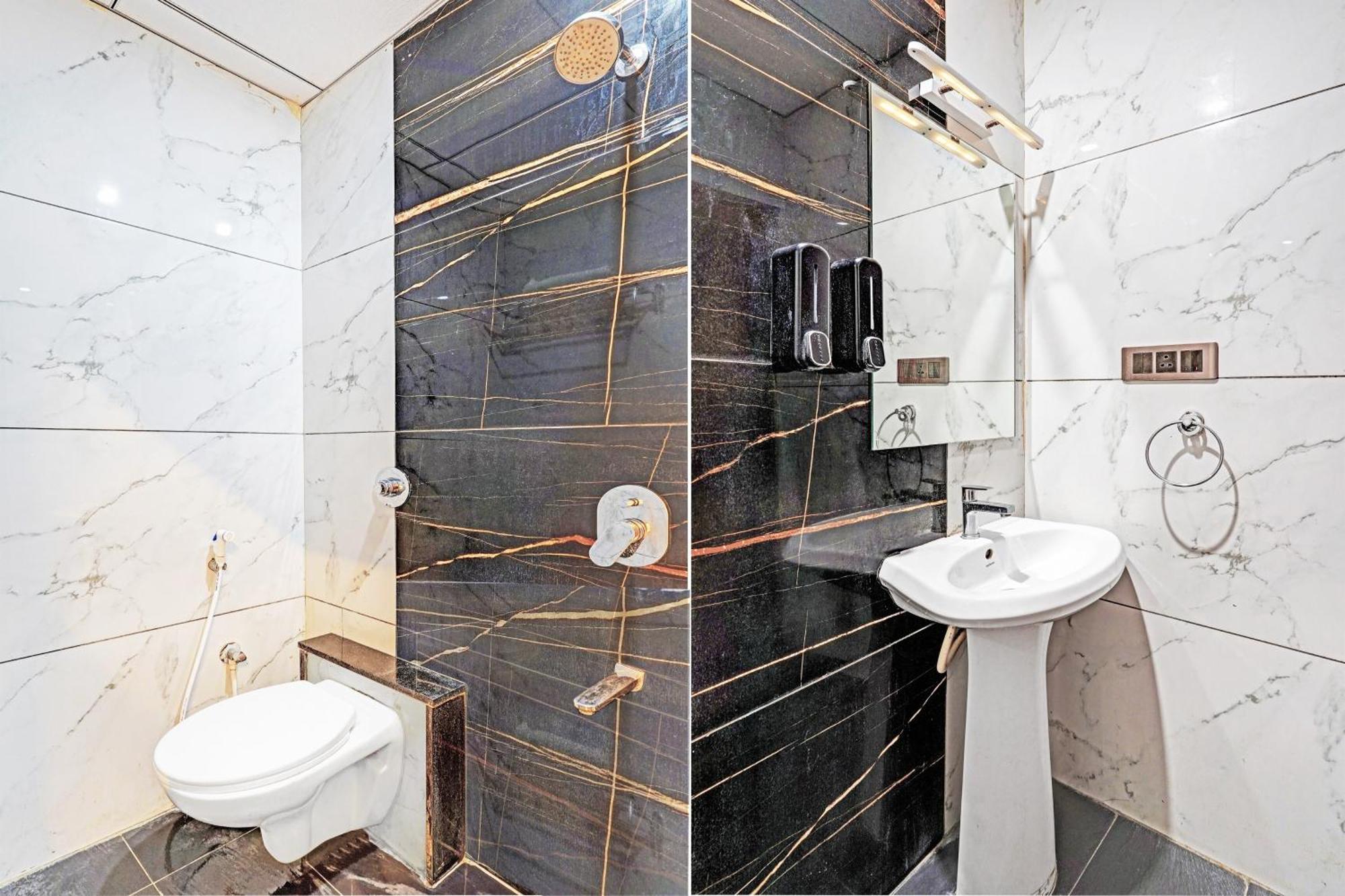 Super Townhouse Indiranagar Otel Bangalore Dış mekan fotoğraf